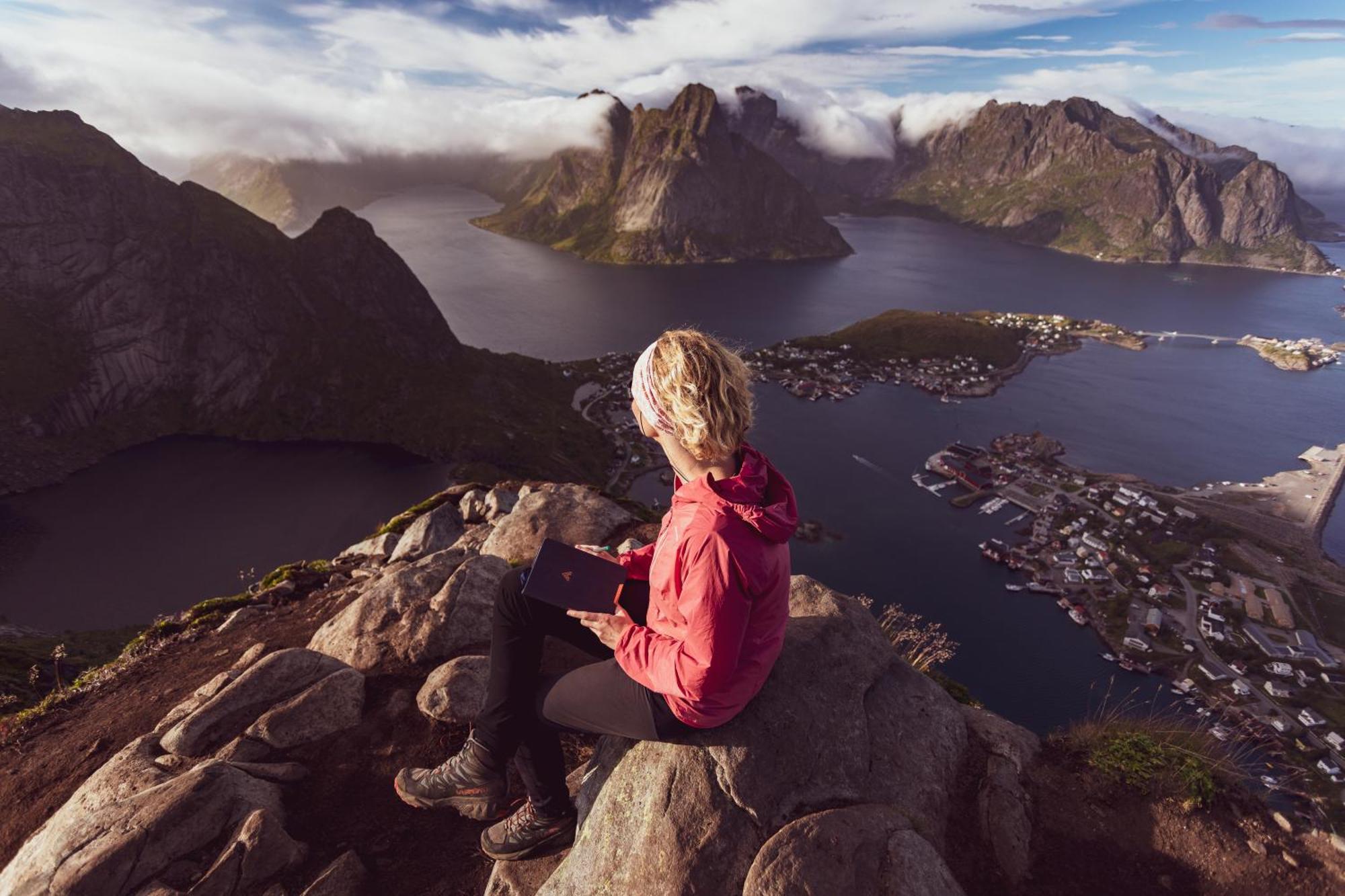 Lofoten Planet Basecamp Sørvågen Exterior foto